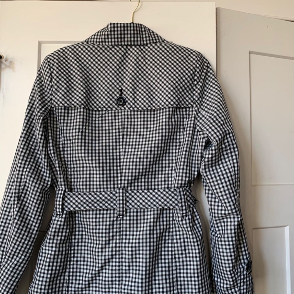 Jacket - Picture 2 of 2